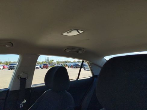 Certified 2022 Kia Rio S image 21