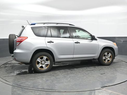 Used 2009 Toyota RAV4 4WD image 2