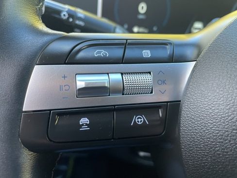 Used 2025 Hyundai Tucson SEL image 17