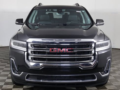 Used 2023 GMC Acadia SLT image 13