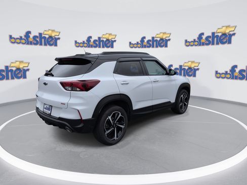 Certified 2023 Chevrolet TrailBlazer RS w/ Sun and Liftgate Package AWD/4WD image 8
