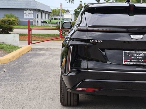 Used 2025 Cadillac Lyriq Luxury RWD image 19