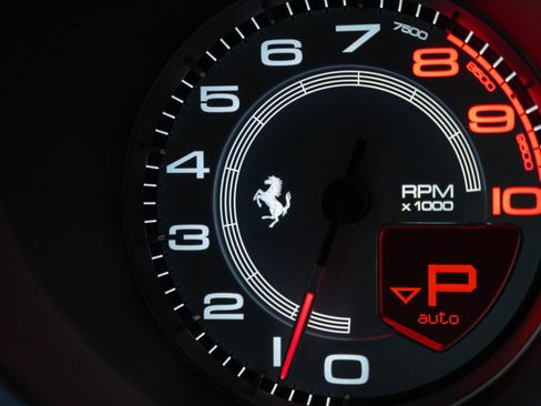 Used 2016 Ferrari 488 GTB RWD image 47