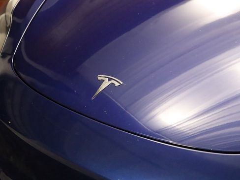 Used 2020 Tesla Model 3 Long Range image 23