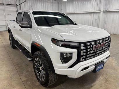 Used 2024 GMC Canyon Denali