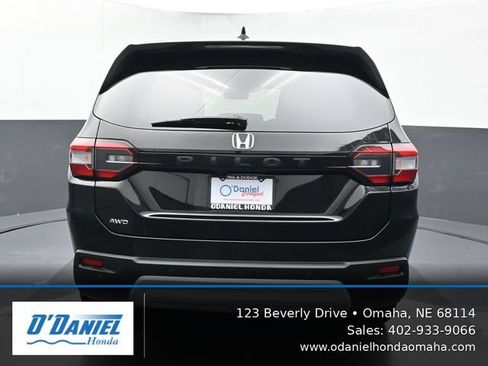 Used 2025 Honda Pilot EX-L image 5