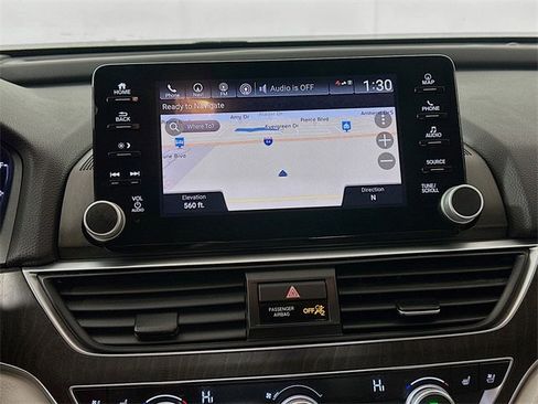 Used 2018 Honda Accord Touring image 13