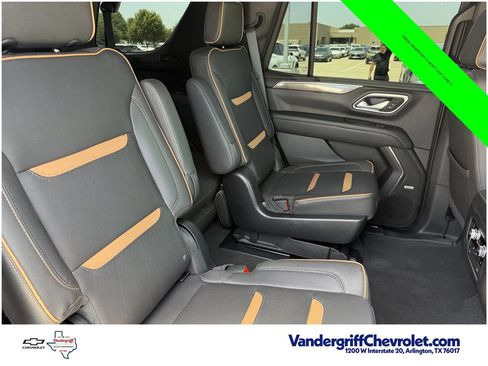 Certified 2023 GMC Yukon AT4 w/ AT4 Premium Package AWD/4WD image 30