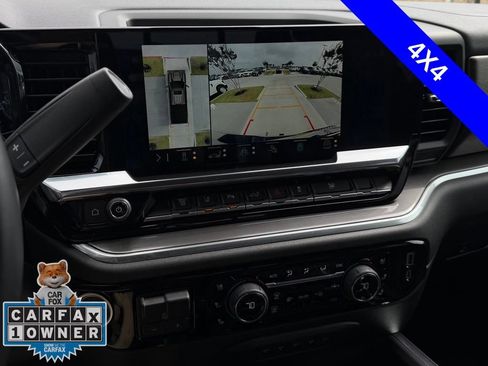 Used 2025 Chevrolet Silverado 2500 High Country w/ High Country Premium Package AWD/4WD image 8