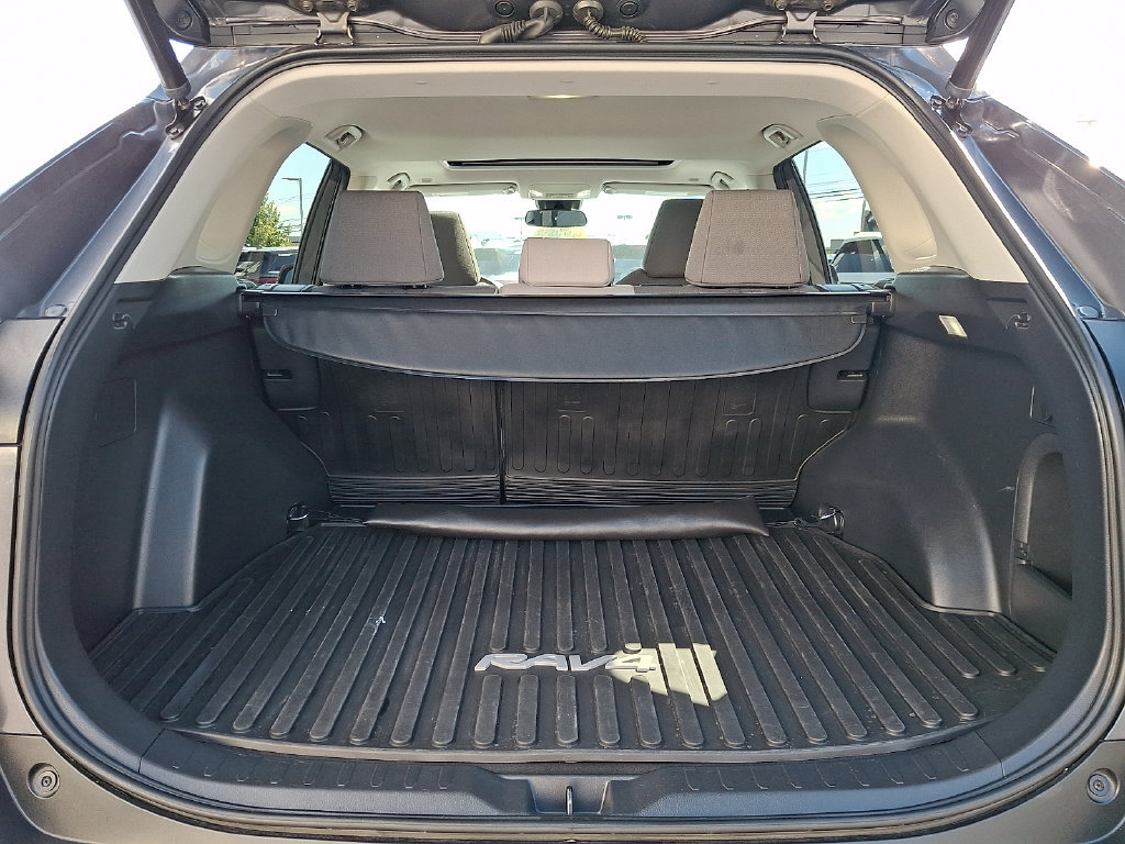 Used 2023 Toyota RAV4 XLE w/ Convenience Package AWD/4WD image 27