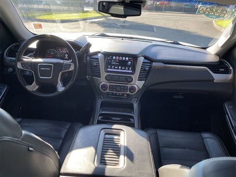 Used 2018 GMC Yukon Denali w/ Denali Ultimate Package image 21