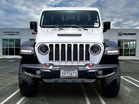 Used 2023 Jeep Gladiator Mojave w/ LED Lighting Group AWD/4WD image 2