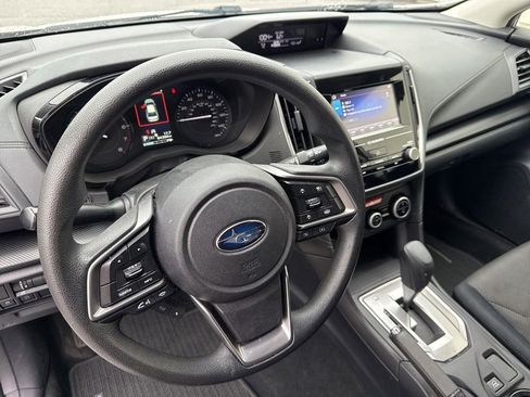 Used 2022 Subaru Crosstrek 2.0i AWD/4WD image 19