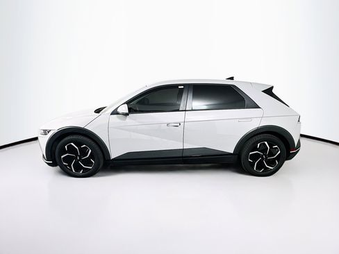 Used 2024 Hyundai Ioniq 5 SEL RWD image 4