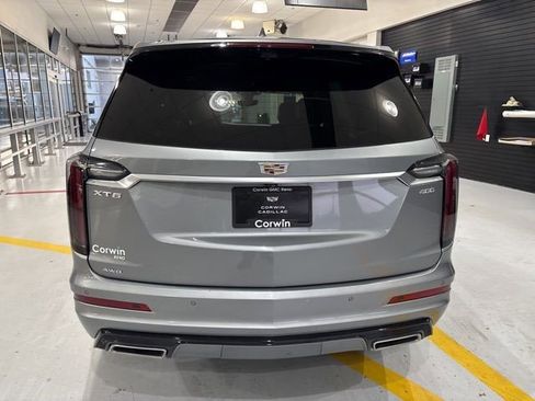 Certified 2024 Cadillac XT6 Sport w/ Technology Package AWD/4WD image 7