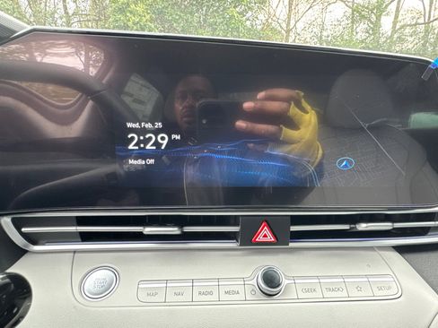 New 2026 Hyundai Elantra Limited image 19