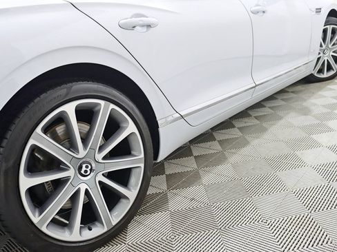 Used 2020 Bentley Flying Spur W12 AWD/4WD image 14