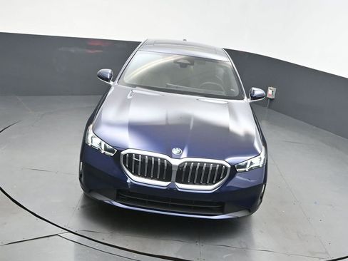 New 2026 BMW 530i w/ Premium Package RWD image 37