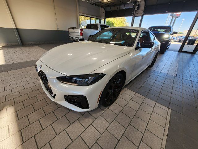Used 2026 BMW 430i Coupe w/ M Sport Package RWD image 3