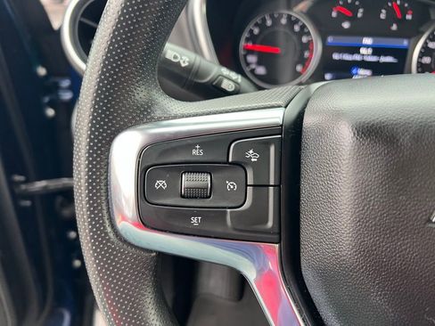 Used 2023 Chevrolet Blazer LT image 40