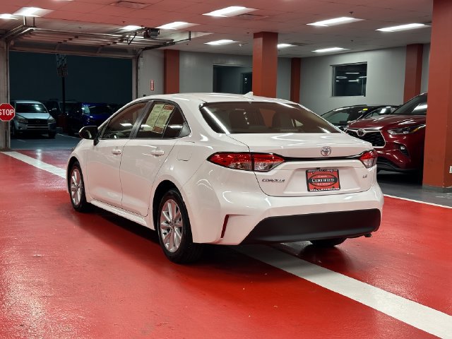 Certified 2024 Toyota Corolla LE w/ LE Convenience Package FWD image 5