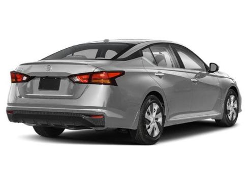 Used 2019 Nissan Altima 2.5 S FWD image 2