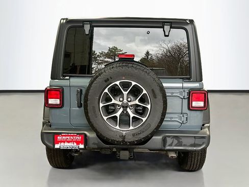 Used 2024 Jeep Wrangler Sport S image 7