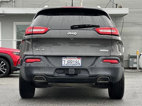 Used 2015 Jeep Cherokee Latitude w/ Comfort/Convenience Group image 4