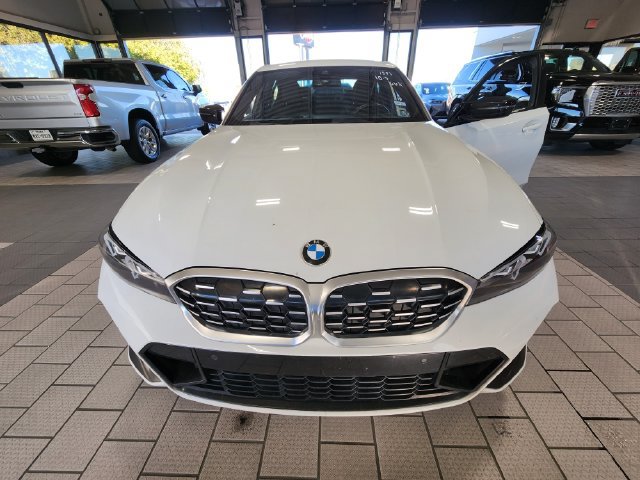 Used 2023 BMW M340i RWD image 2
