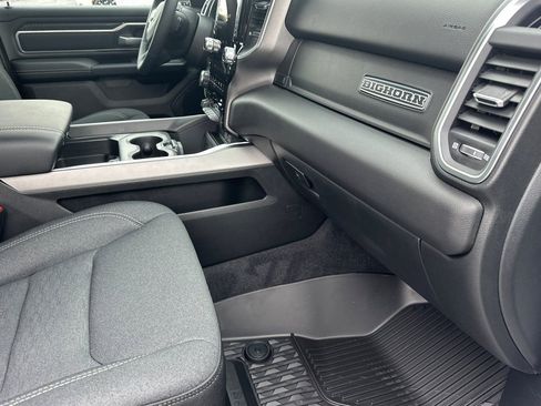 New 2026 RAM 1500 4x4 Crew Cab image 15