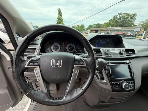 Used 2016 Honda Odyssey Touring image 28