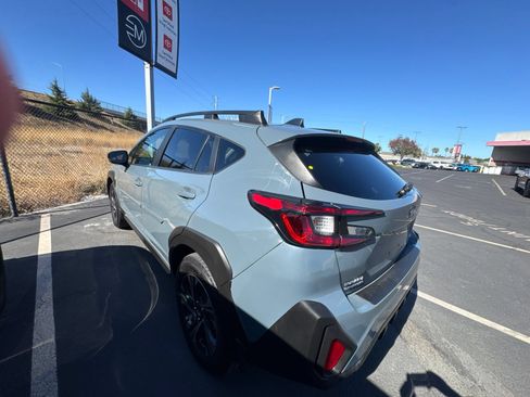 Used 2024 Subaru Crosstrek 2.0i Premium AWD/4WD image 5