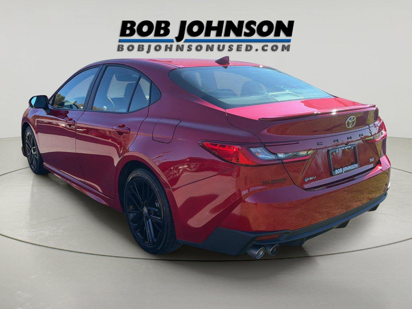 Used 2025 Toyota Camry SE FWD image 5