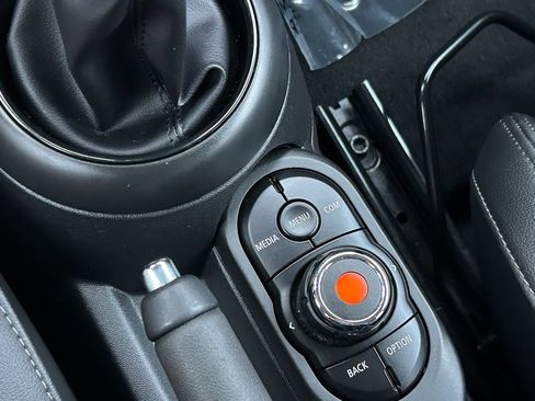 Used 2019 MINI Cooper S FWD image 27