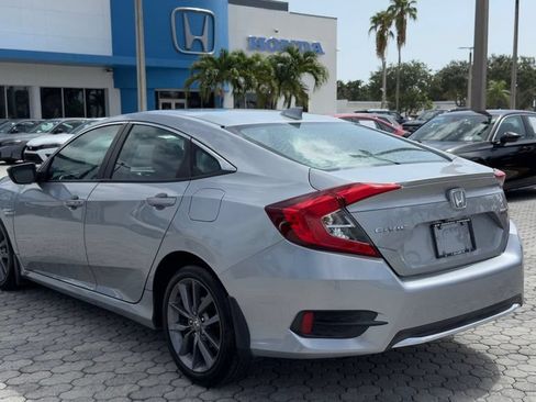 Used 2019 Honda Civic EX image 10