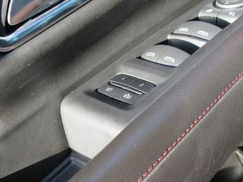 Used 2021 Chevrolet Suburban RST w/ Luxury Package image 26