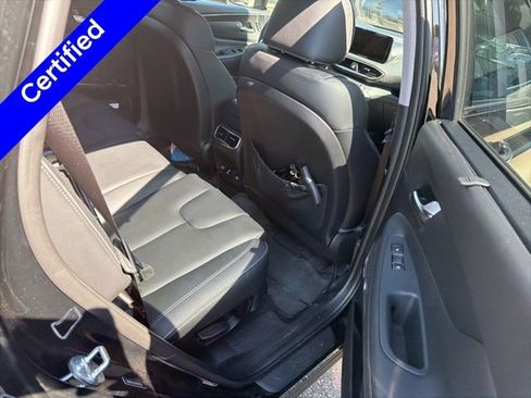 Certified 2023 Hyundai Santa Fe Limited FWD image 6