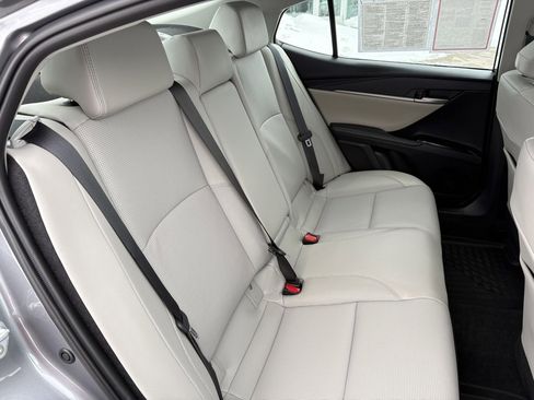 Used 2026 Toyota Camry XLE image 10