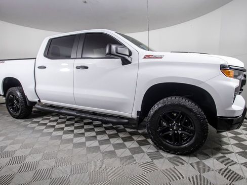 Used 2026 Chevrolet Silverado 1500 Custom Trail Boss AWD/4WD image 2