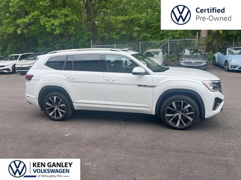 Used 2024 Volkswagen Atlas SEL Premium R-Line AWD/4WD image 5