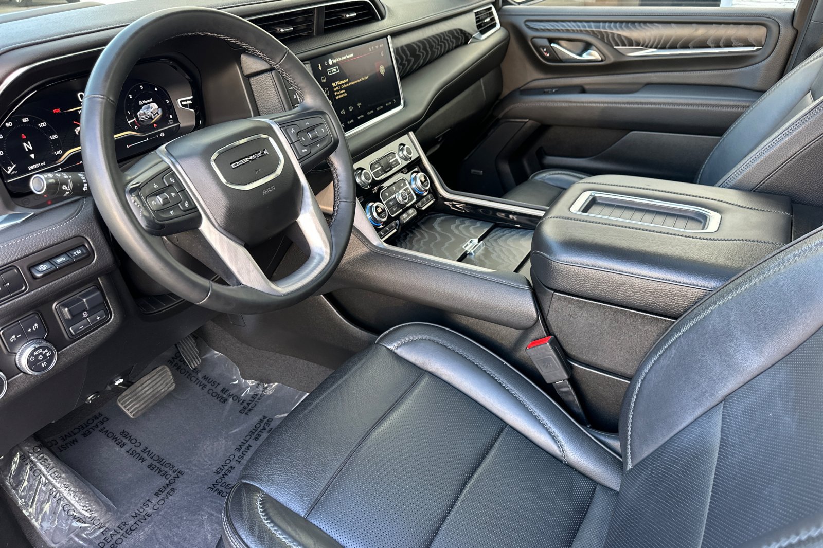 Certified 2023 GMC Yukon XL Denali w/ Max Trailering Package RWD image 10