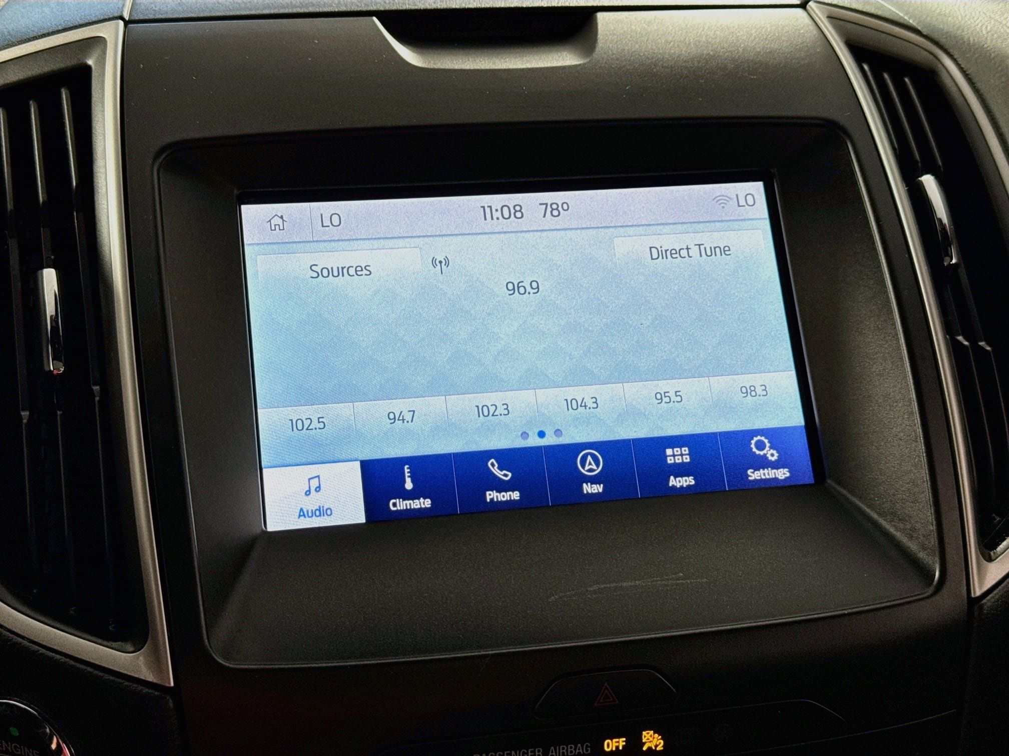 Used 2020 Ford Edge ST-Line w/ Cold Weather Package AWD/4WD image 18