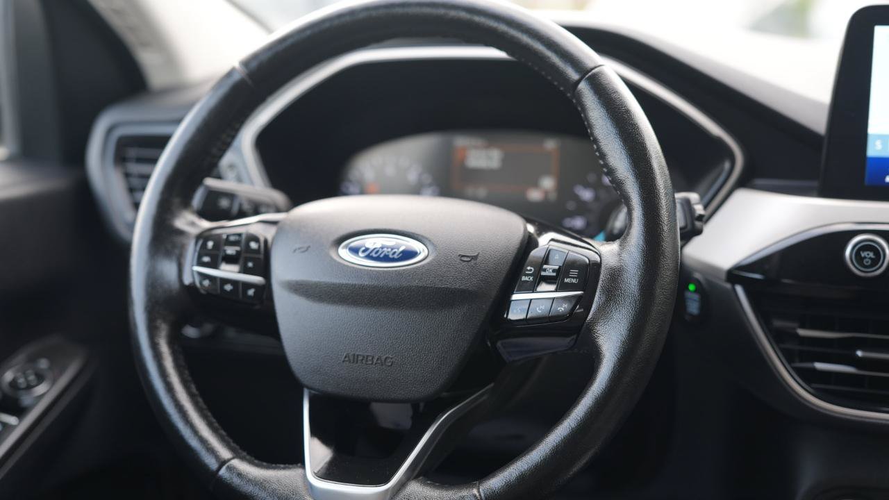Used 2021 Ford Escape SE w/ Convenience Package AWD/4WD image 11