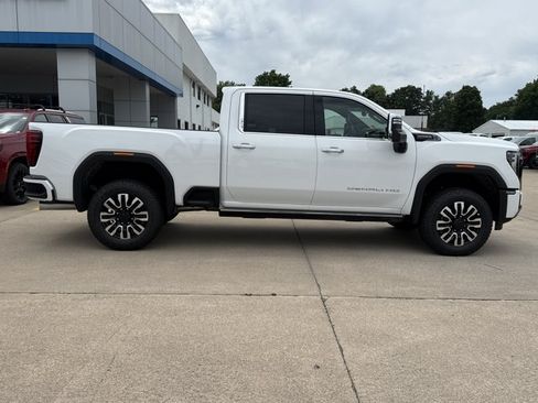 New 2026 GMC Sierra 2500 Denali Ultimate AWD/4WD image 2
