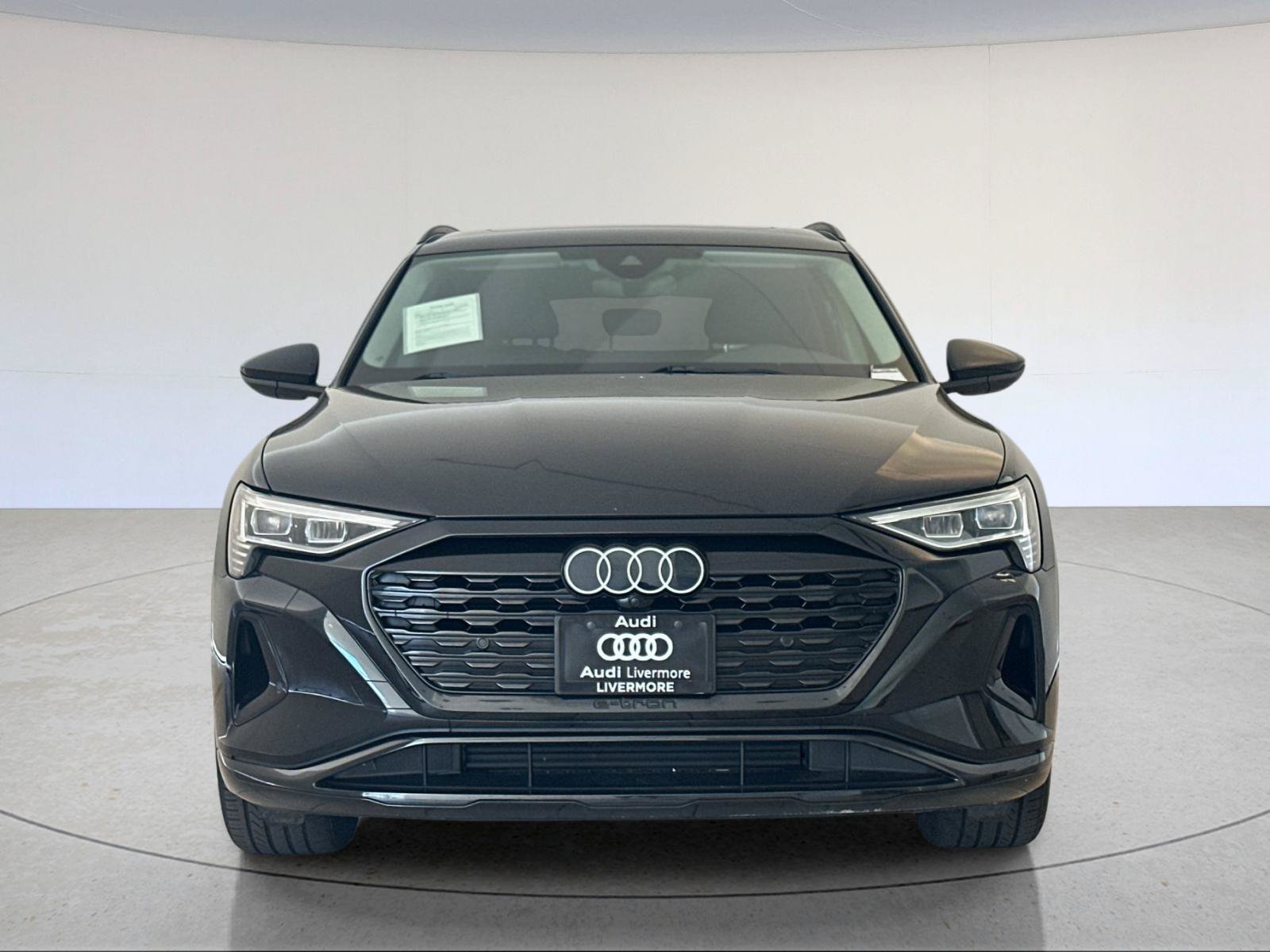 Used 2024 Audi Q8 e-tron Premium Plus AWD/4WD image 9