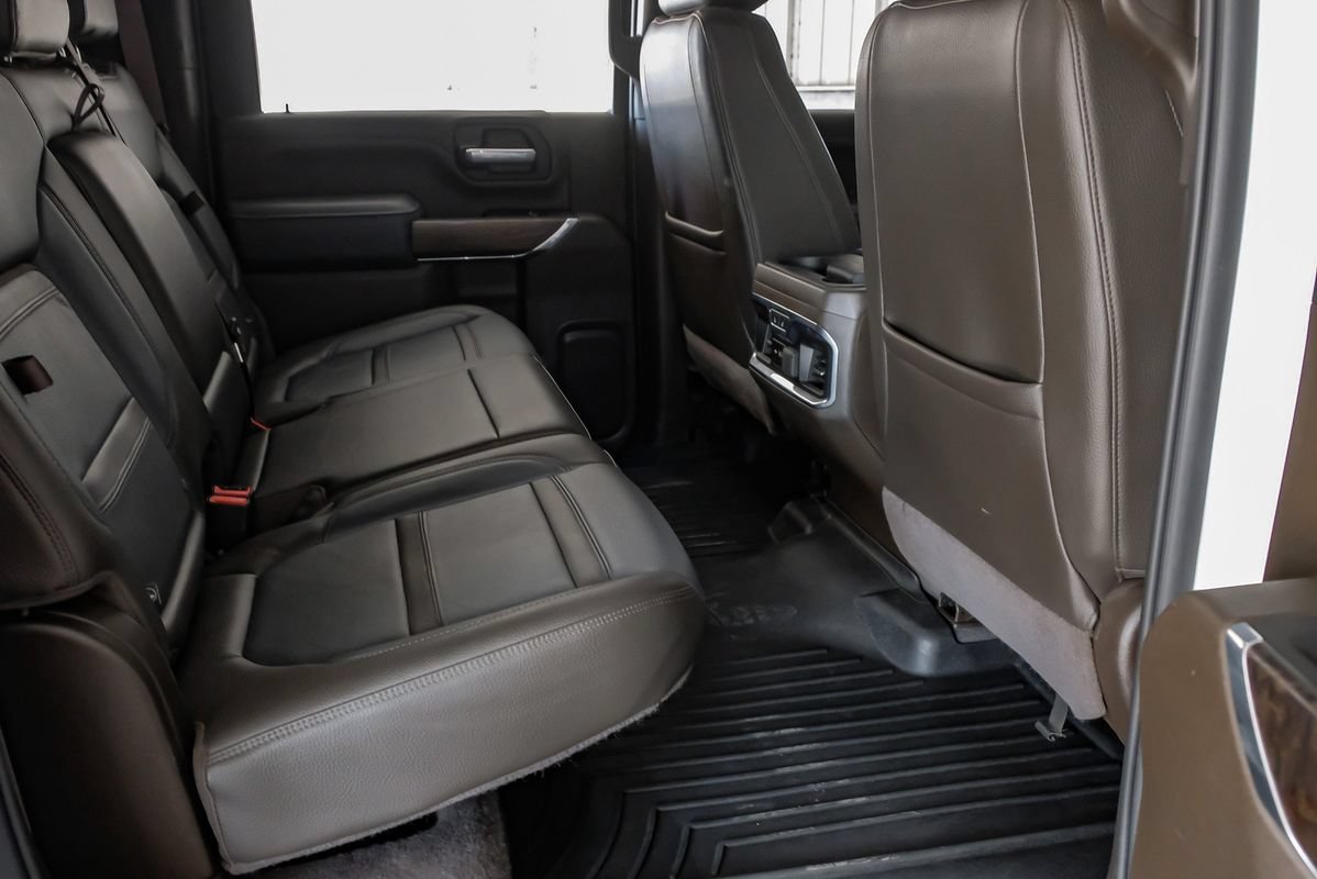 Used 2022 GMC Sierra 3500 Denali w/ Denali Ultimate Package AWD/4WD image 35
