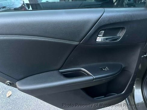 Used 2014 Honda Accord EX-L image 22