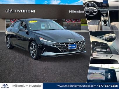 Certified 2023 Hyundai Elantra Limited w/ Preferred Accessory Package