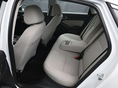 Used 2023 Honda Civic EX image 10