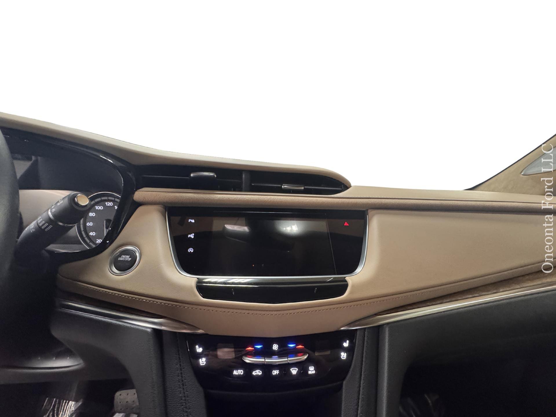 Used 2023 Cadillac XT5 Premium Luxury w/ Platinum Package AWD/4WD image 11